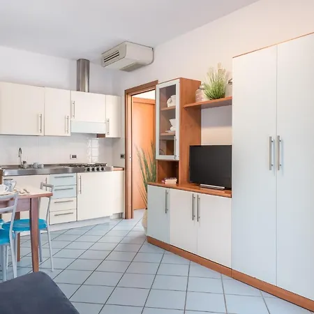 Ξενοδοχείο με διαμερίσματα Bosco Canoro Μπιμπιόνε