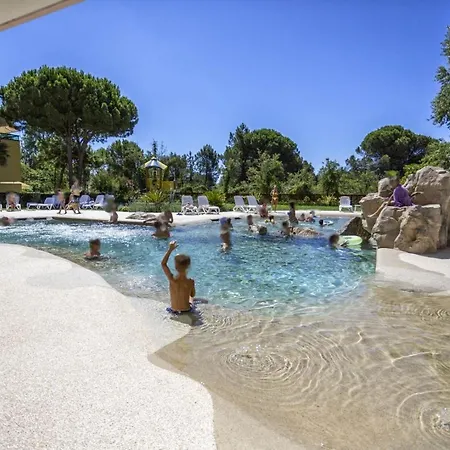 Bosco Canoro Ξενοδοχείο με διαμερίσματα 4*