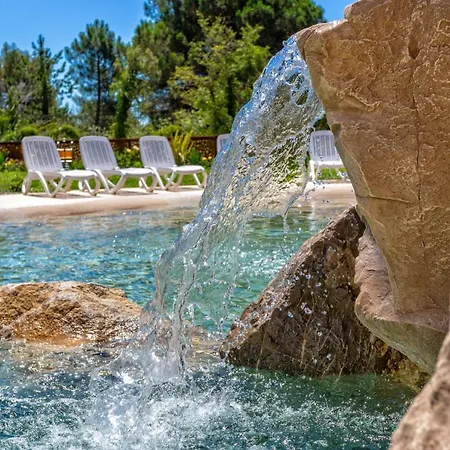 Ξενοδοχείο με διαμερίσματα Bosco Canoro