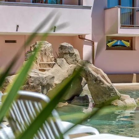 Bosco Canoro Aparthotel 4*