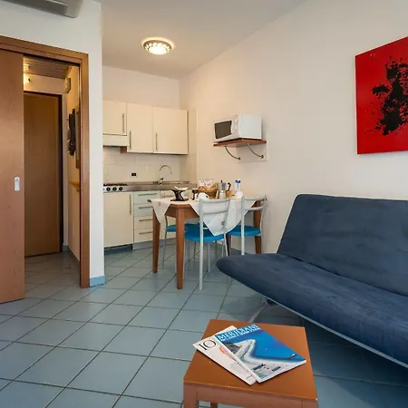 Ξενοδοχείο με διαμερίσματα Bosco Canoro Μπιμπιόνε